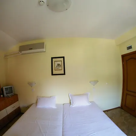 Guest house лалея-2 Sozopol